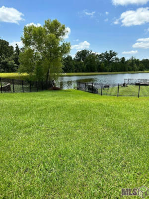 13004 W WATERSIDE DR, BATON ROUGE, LA 70818, photo 3 of 6